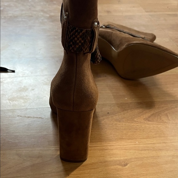 Jessica Simpson Brown Heeled Boots with Snakeskin Detail - Picture 5 of 5
